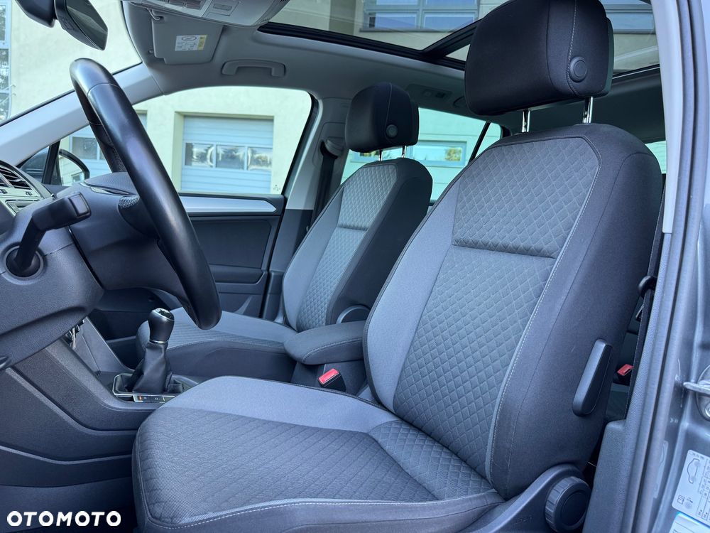 Volkswagen Tiguan - 25