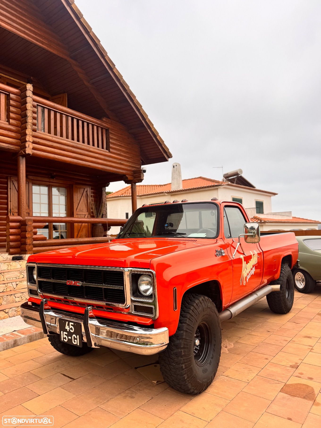 GMC Sierra - 1