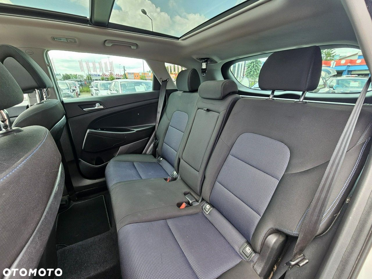 Hyundai Tucson 1.7 CRDI BlueDrive Premium 2WD DCT - 35