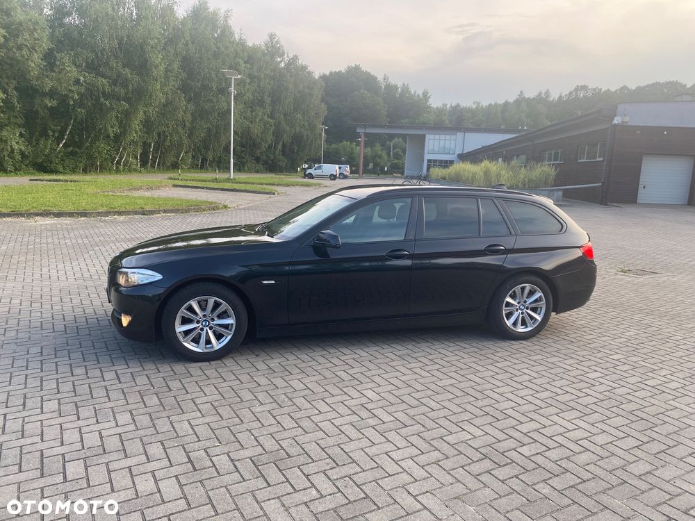 BMW Seria 5 520d - 5
