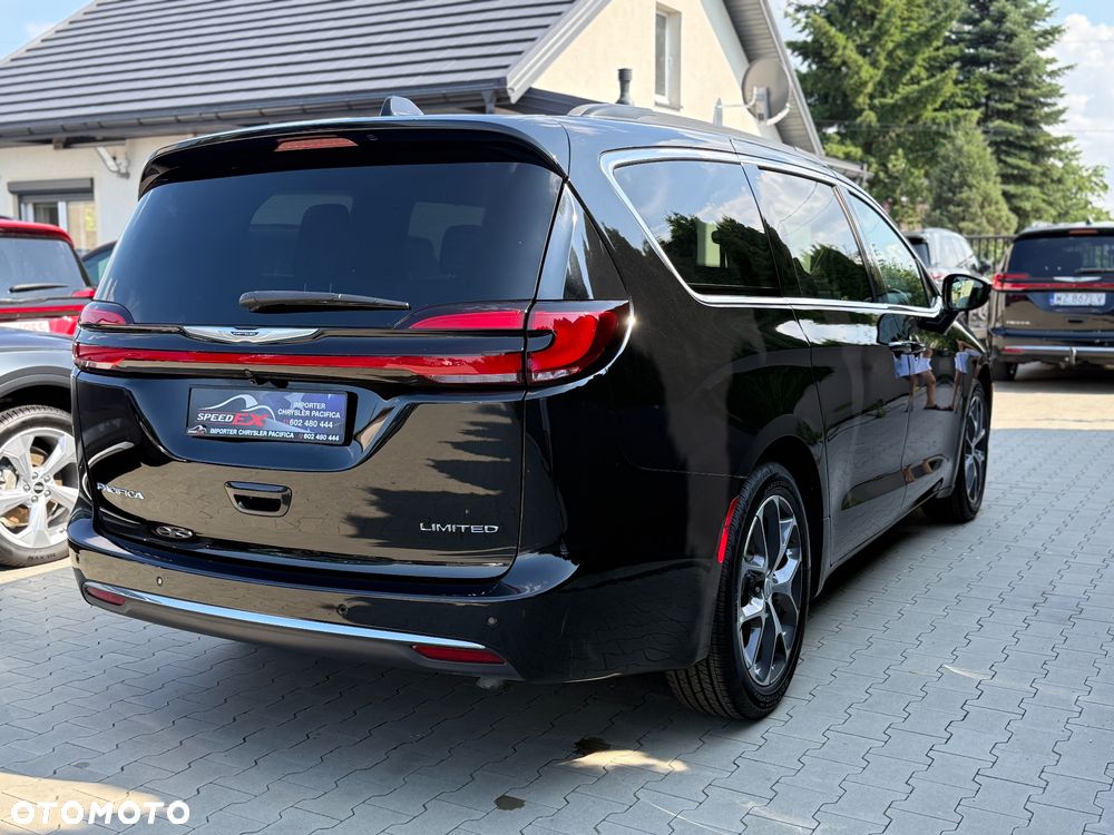 Chrysler Pacifica - 10