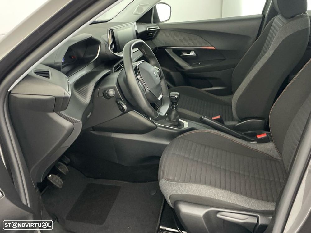 Peugeot 2008 1.2 PureTech Active - 11