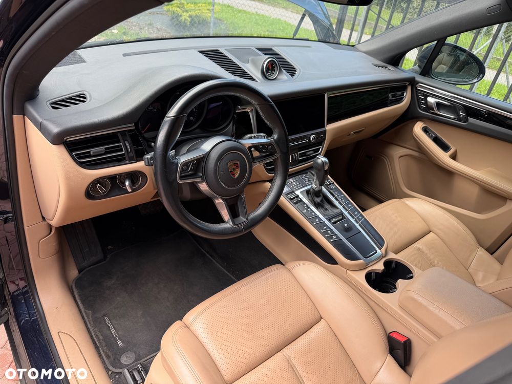 Porsche Macan - 17