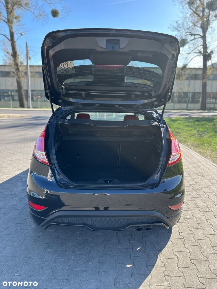 Ford Fiesta ST2 - 11