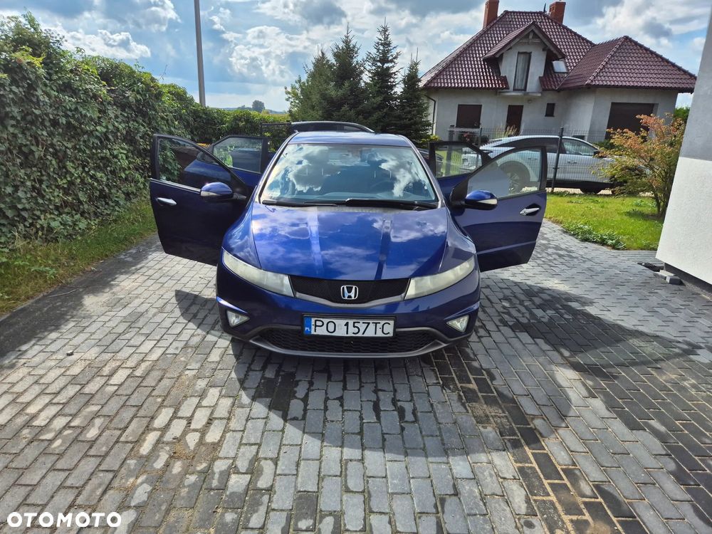 Honda Civic 1.8 Executive - 1