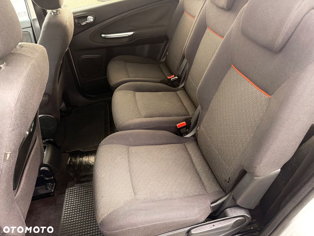 Ford Galaxy 2.0 TDCi Trend - 20