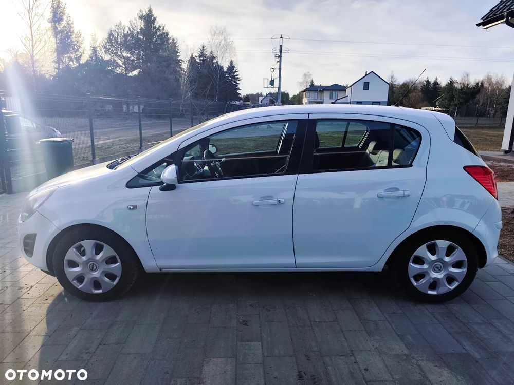 Opel Corsa - 3