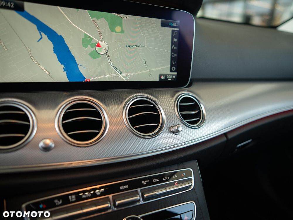 Mercedes-Benz Klasa E 200 d 9G-TRONIC Avantgarde - 27