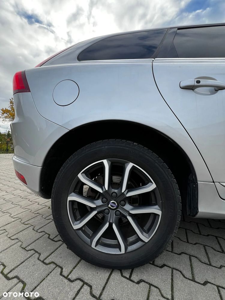 Volvo XC 60 - 25