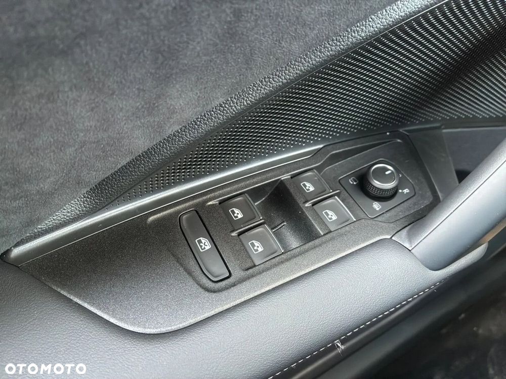 Volkswagen Tiguan - 24