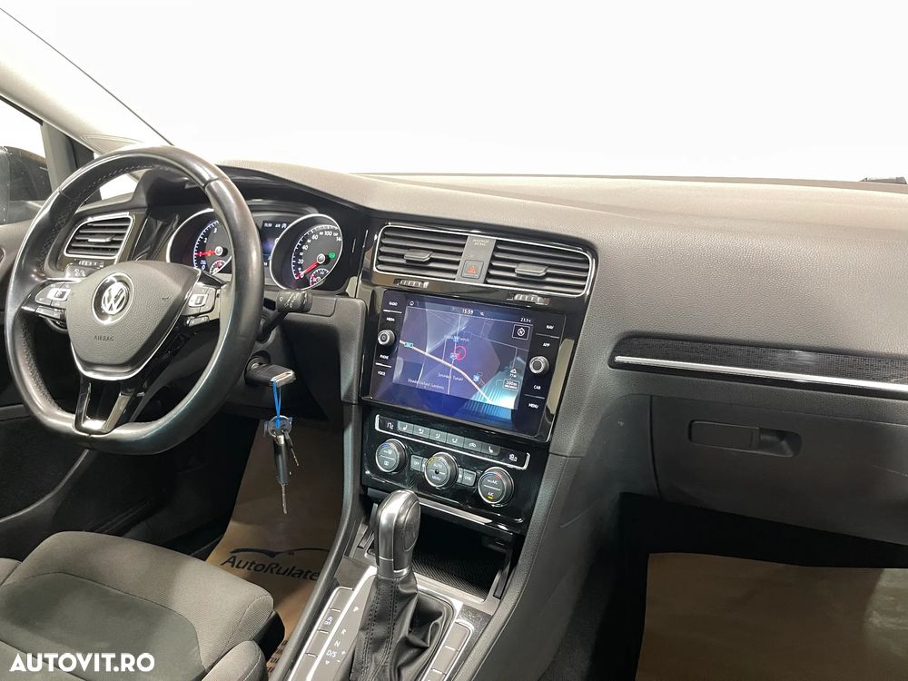Volkswagen Golf 1.5 TSI ACT (BlueMotion Tech) DSG Highline - 9