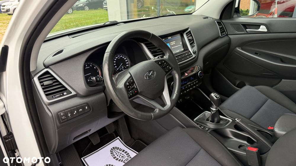 Hyundai Tucson 1.6 Turbo 4WD Intro Edition - 16