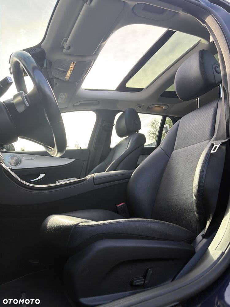 Mercedes-Benz Klasa E 220 d Avantgarde - 38