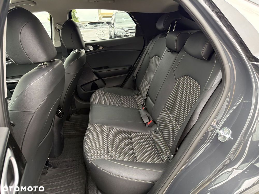 Kia XCeed 1.6 T-GDI Business Line DCT - 16