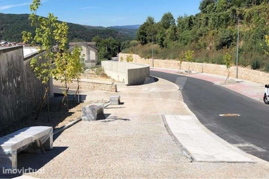 Terreno Rústico de 1800 m2 - Possibilidade de construção. - Grande imagem: 4/14