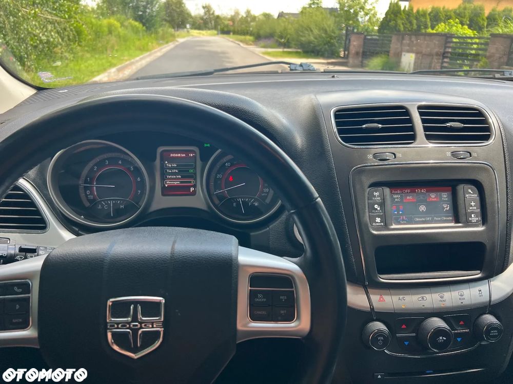 Dodge Journey - 9