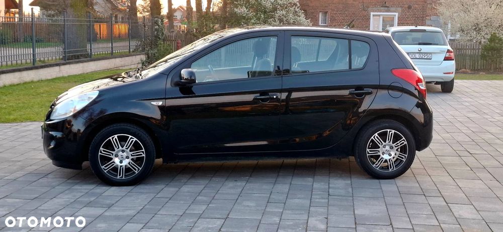 Hyundai i20 1.2 Comfort EU5 - 11