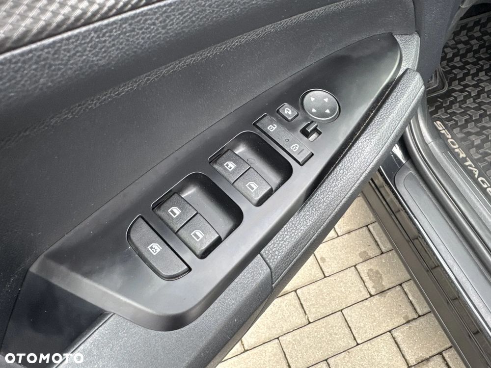 Kia Sportage 1.6 T-GDI MHEV M 2WD DCT - 20