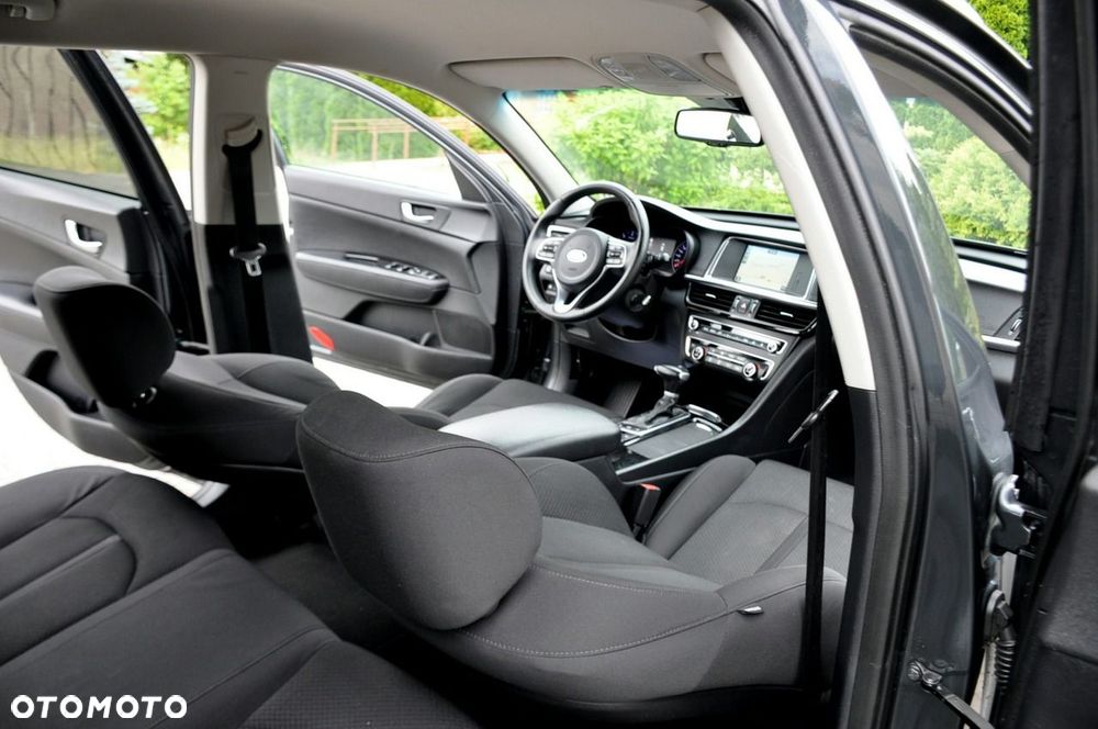 Kia Optima - 23