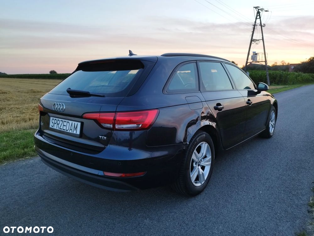 Audi A4 Avant 2.0 TDI ultra S tronic - 5