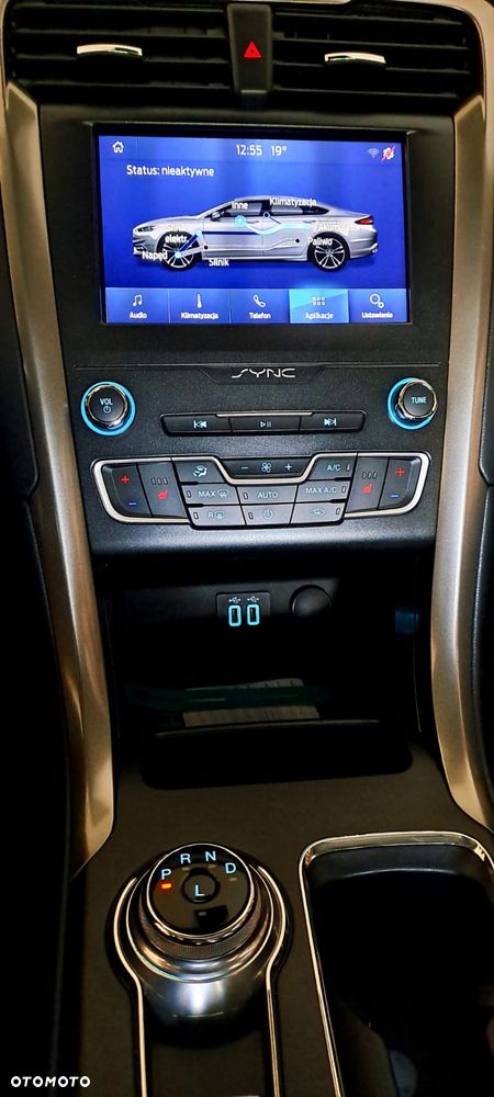 Ford Fusion - 37