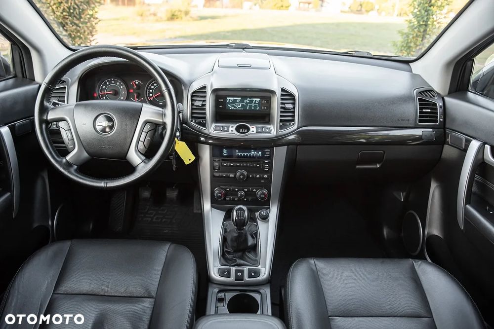 Chevrolet Captiva - 27