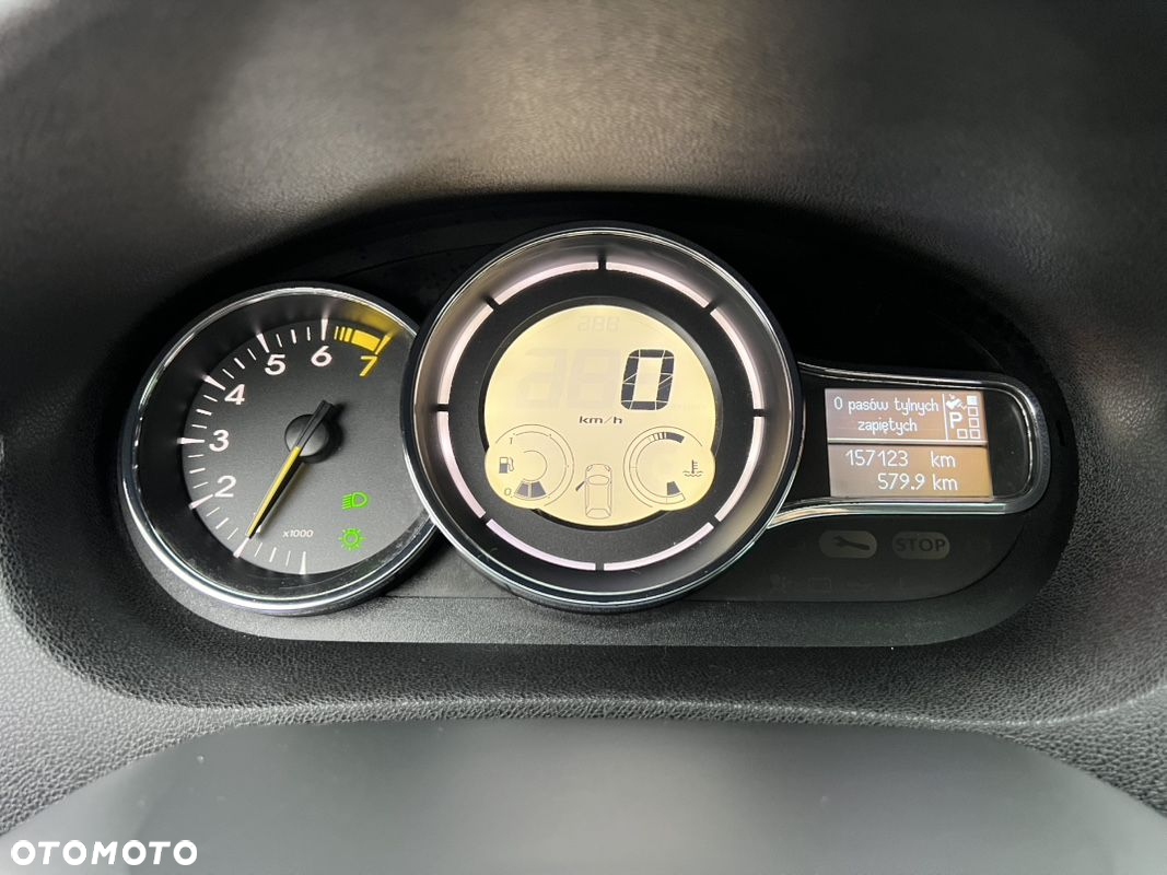 Renault Megane 2.0 16V Privilege CVT - 24
