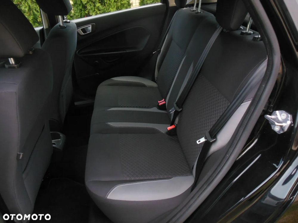 Ford Fiesta 1.0 EcoBoost Titanium - 27