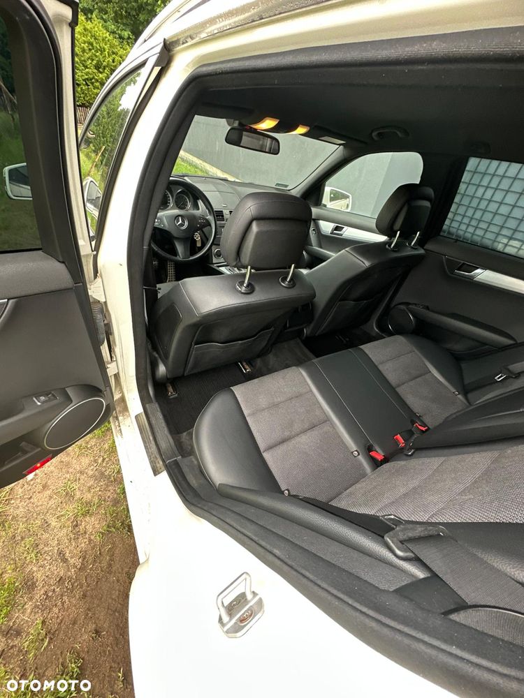 Mercedes-Benz Klasa C 180 Kompressor Automatik BlueEFFICIENCY Avantgarde - 7