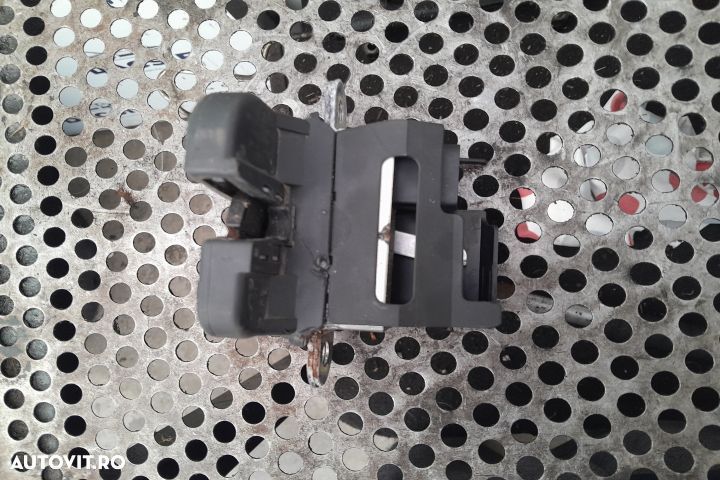 Broasca hayon 3C9827645A Volkswagen VW Golf 5 [2003 - 2009] Hatchback - 1