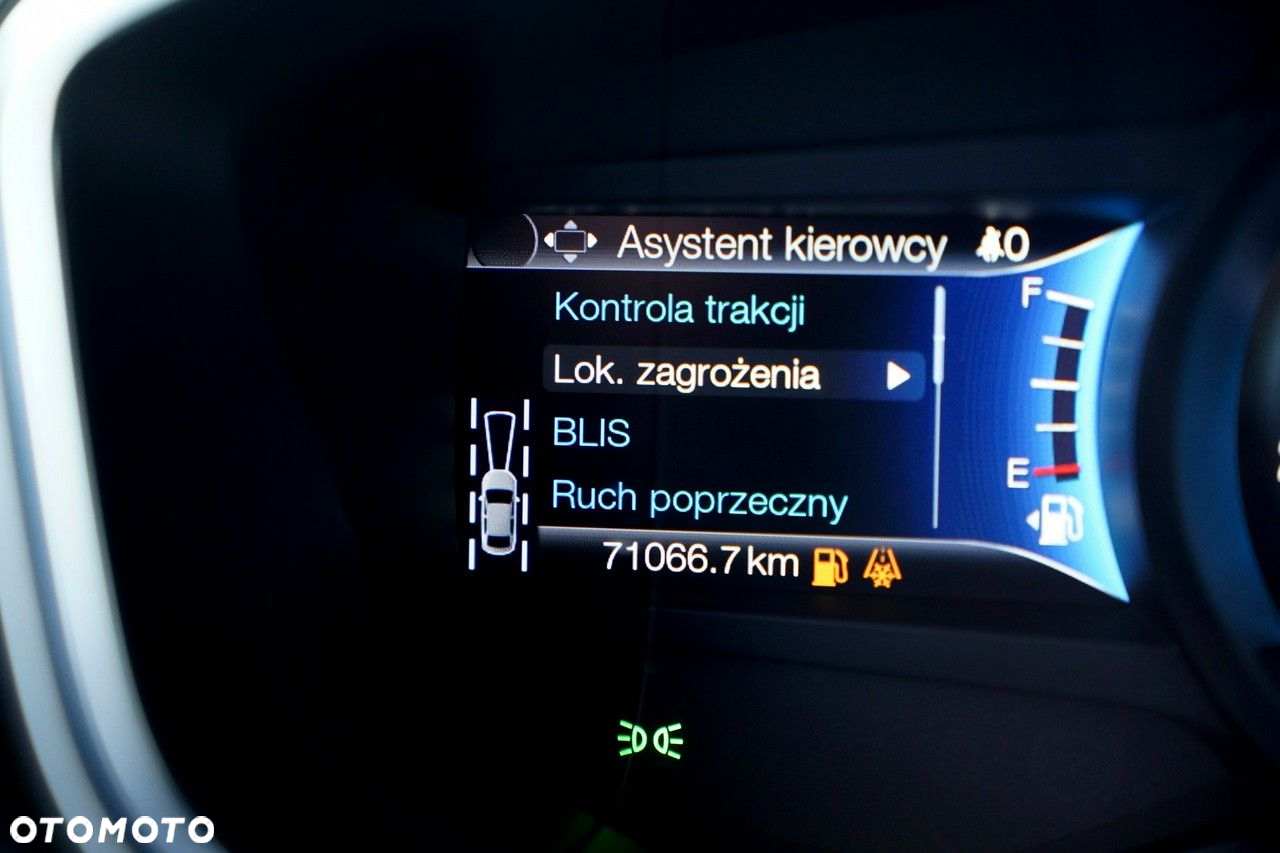 Ford Mondeo - 29