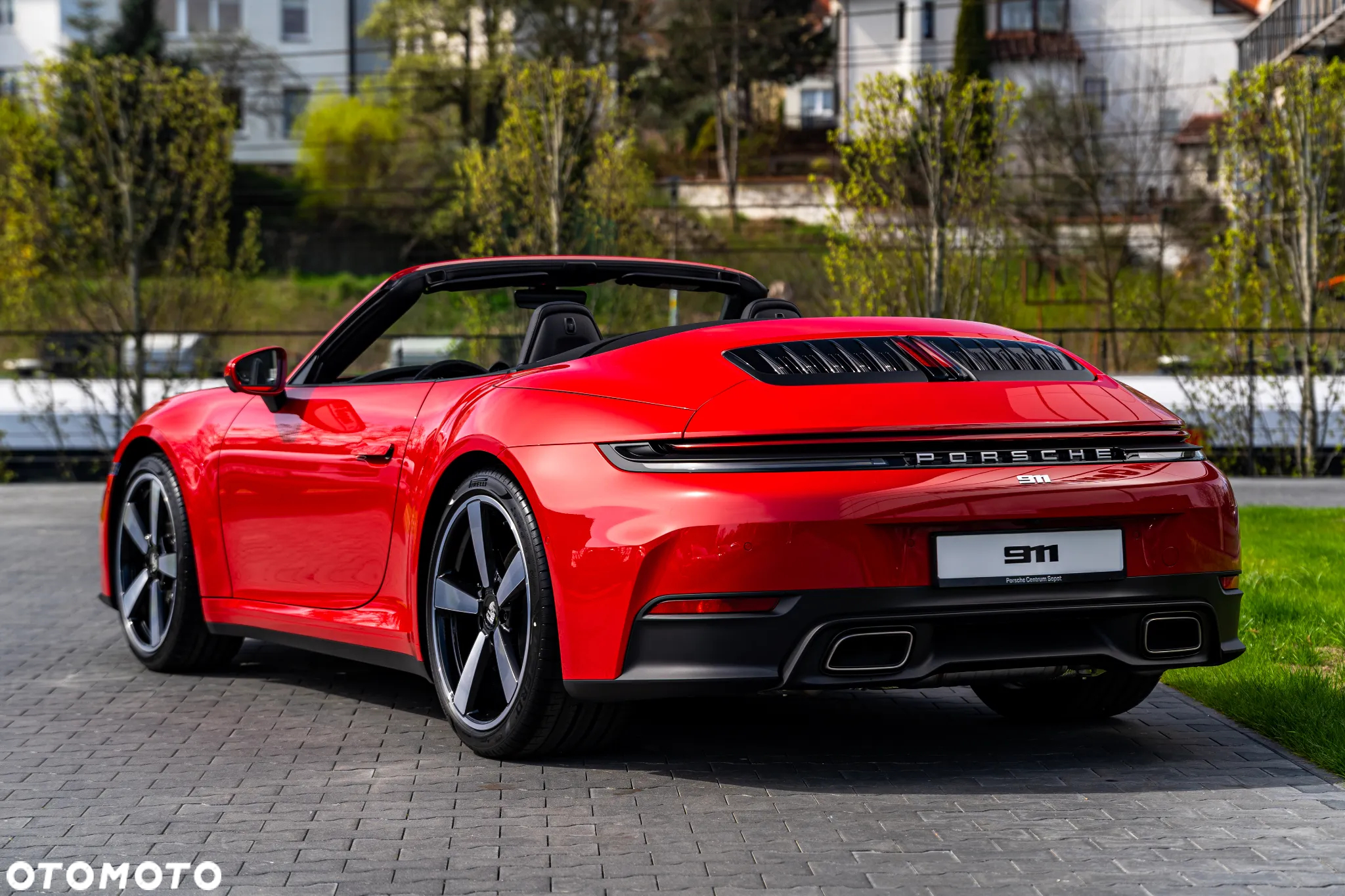 Porsche 911 Carrera Cabrio - 9