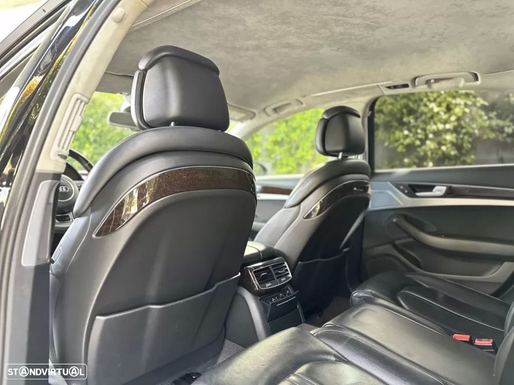 Audi A8 3.0 TDI V6 quattro Clean Exclusive - 17