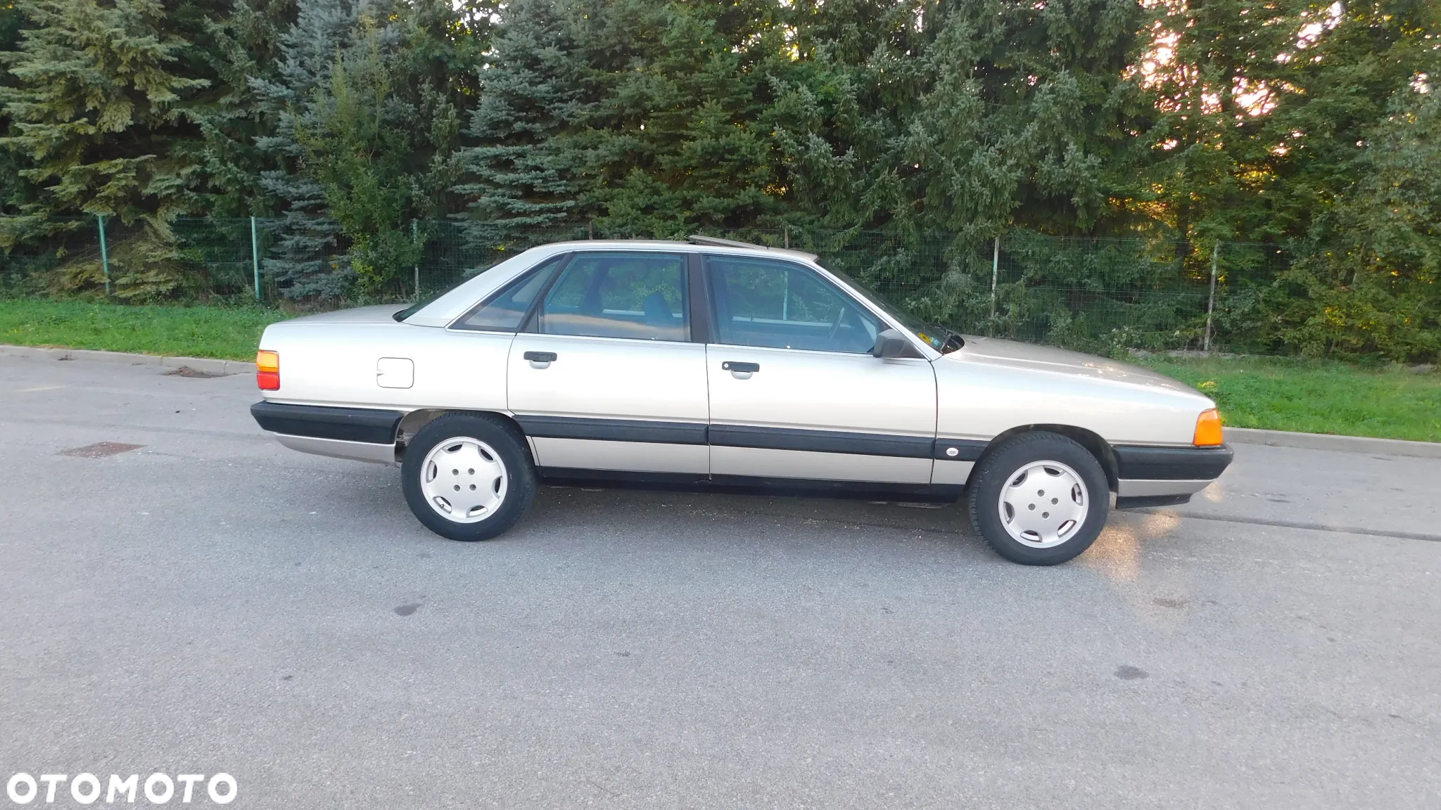 Audi 100 1.8 E - 5