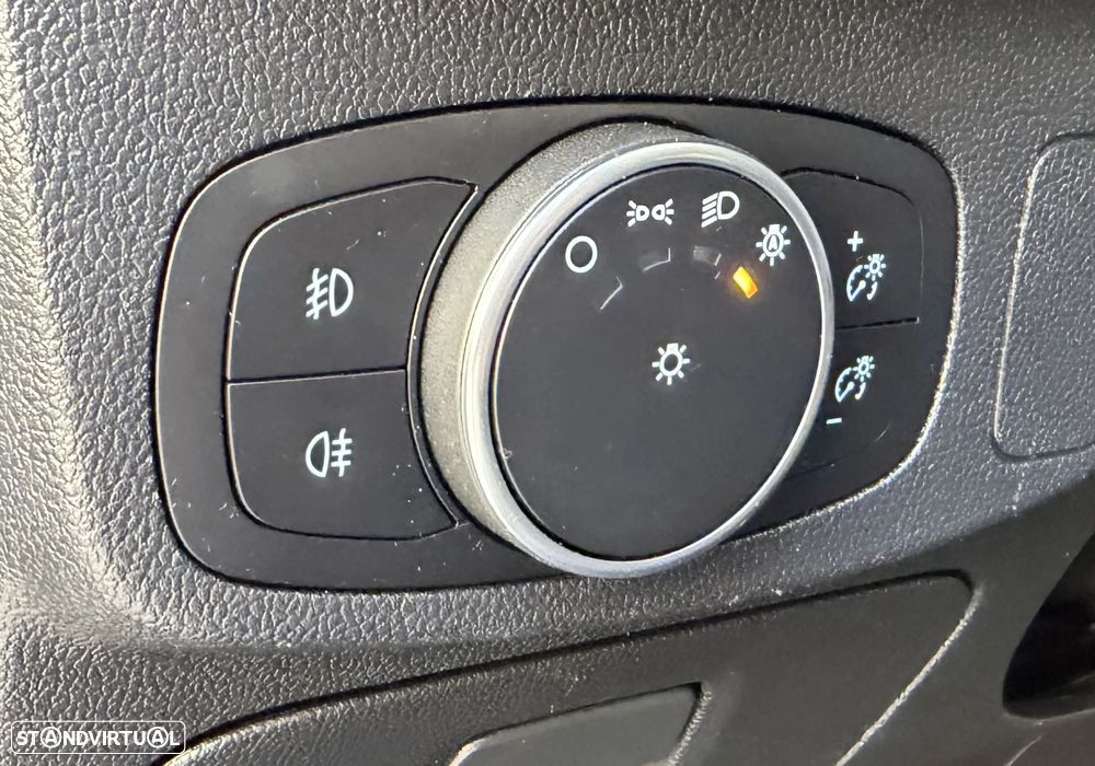 Ford Focus 1.5 TDCi ECOBlue ST-Line X - 15