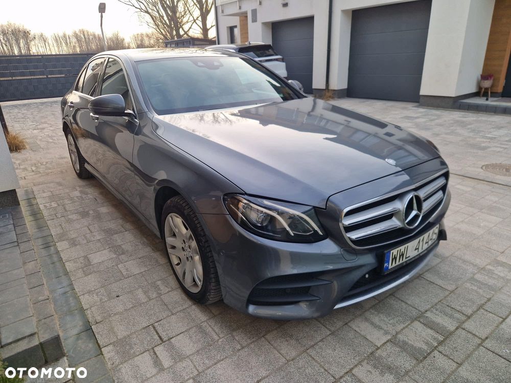Mercedes-Benz Klasa E 220 d 9G-TRONIC - 2