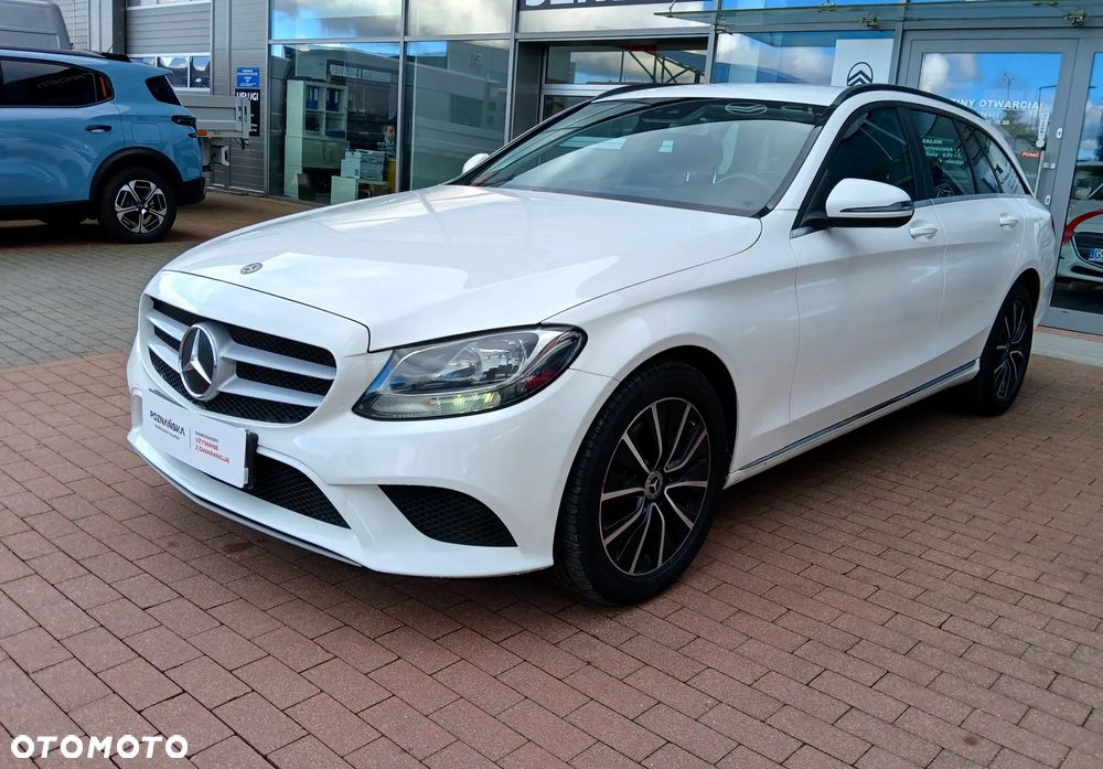 Mercedes-Benz Klasa C 300 7G-TRONIC - 4