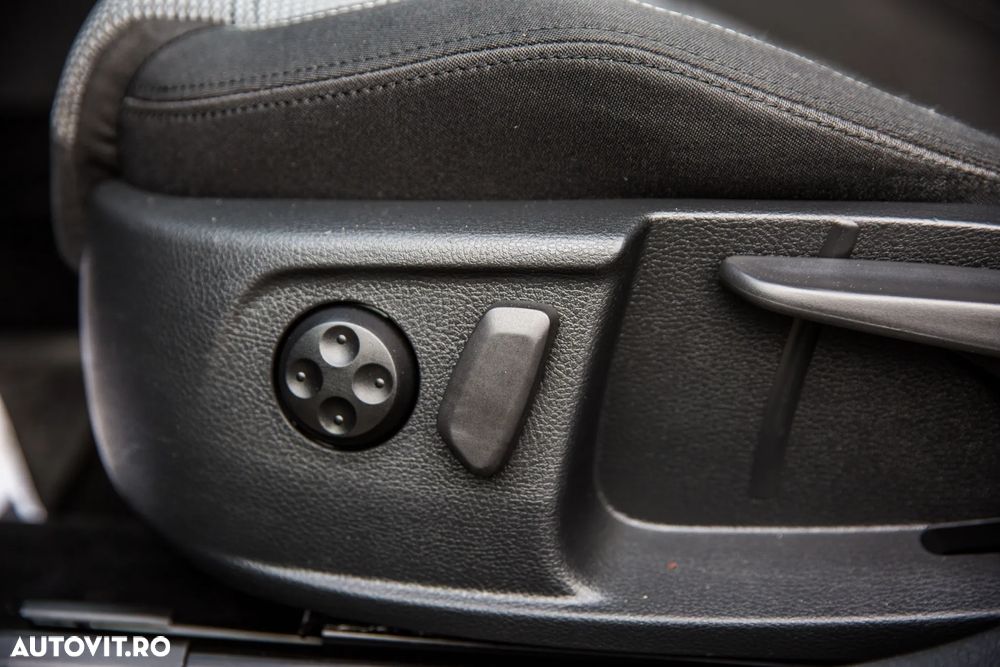 Volkswagen Passat CC 2.0 TDI - 28