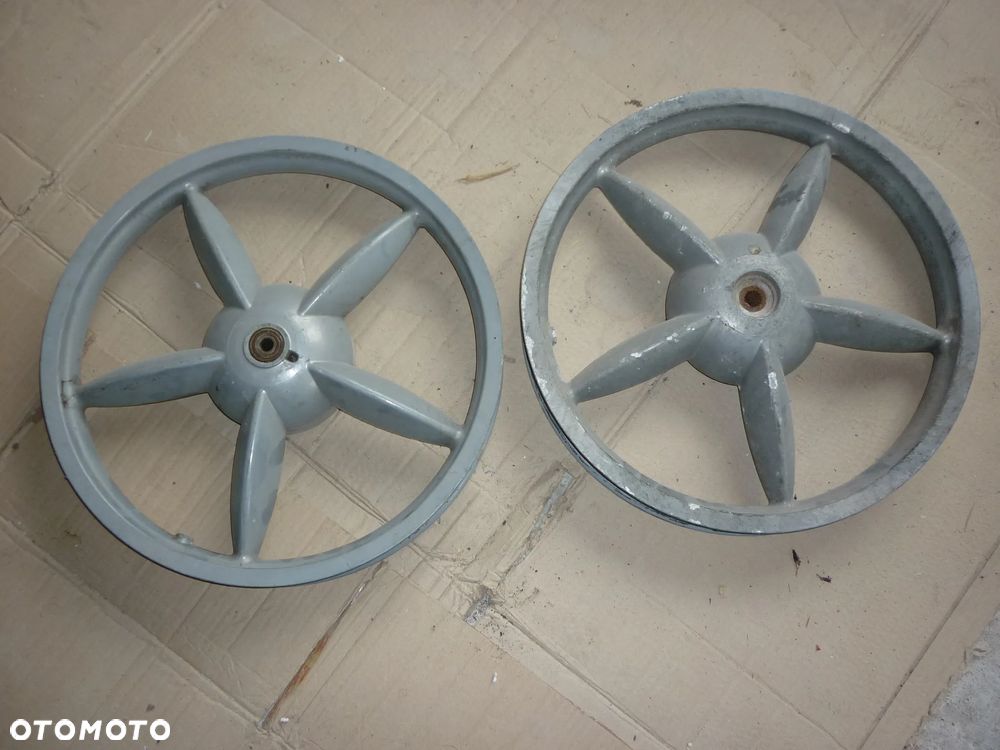 Błotnik owiewka Aprilia Scarabeo 50-2T - 2