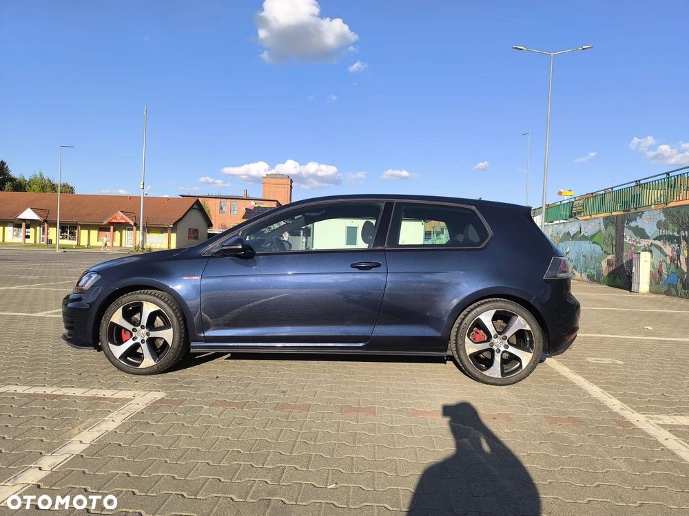 Volkswagen Golf VII 2.0 TSI BMT GTI - 4