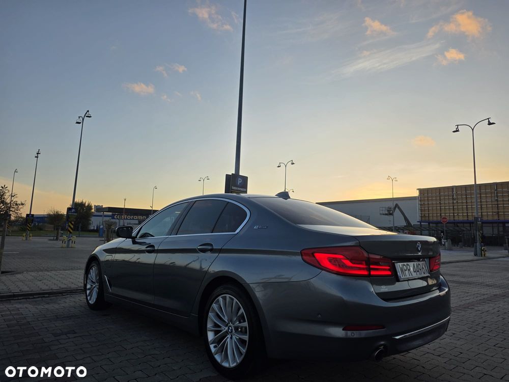BMW Seria 5 530e iPerformance GPF Luxury Line - 3