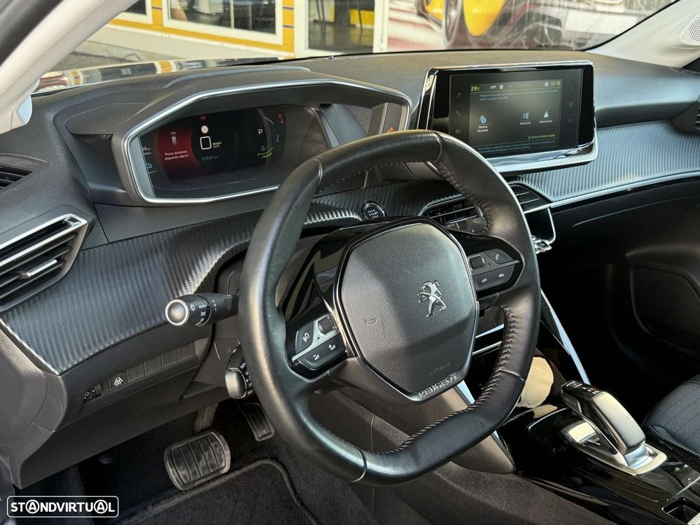 Peugeot e-208 50 kWh Allure - 21
