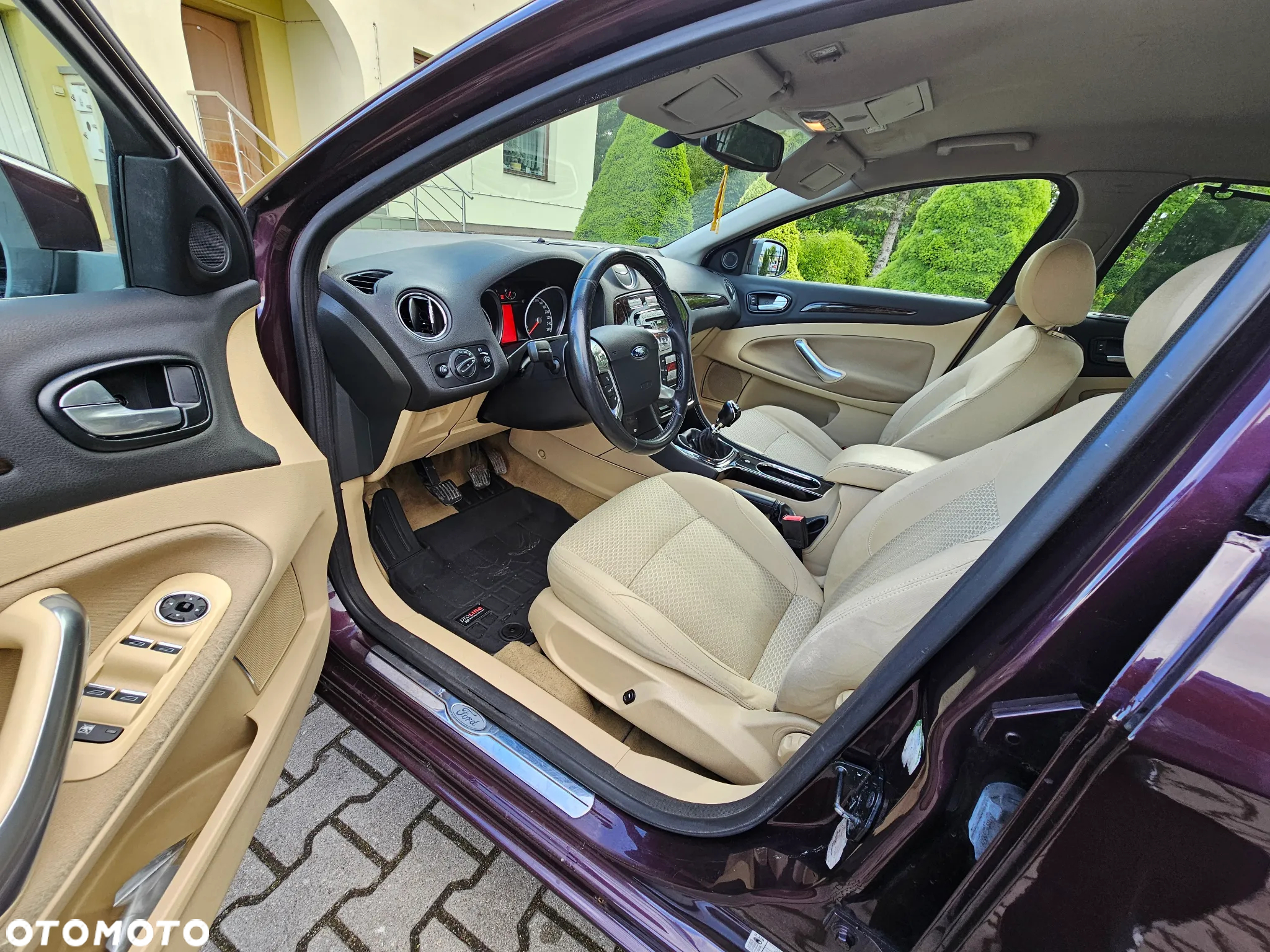 Ford Mondeo 2.0 TDCi Ghia - 10
