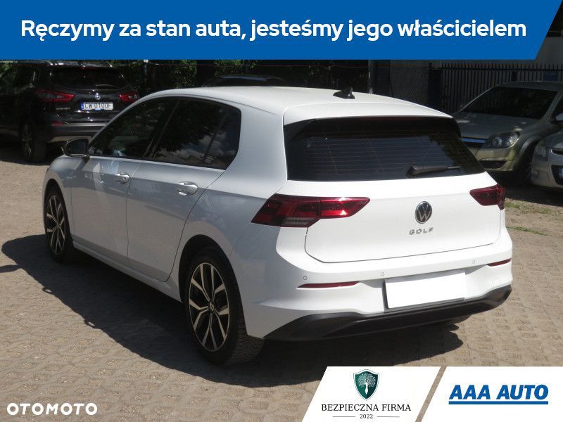 Volkswagen Golf - 6