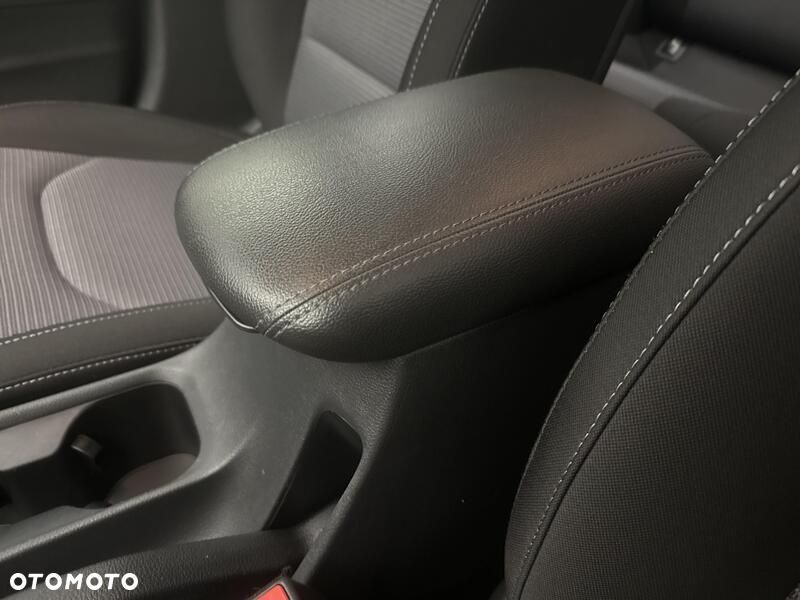 Hyundai i30 1.5 DPI Modern - 18