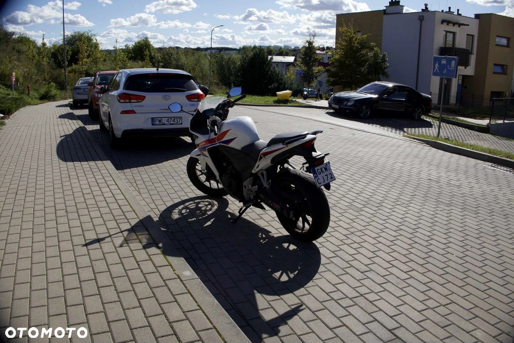 Honda CBR - 3