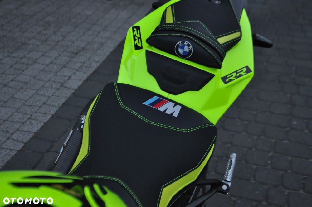 BMW S - 13