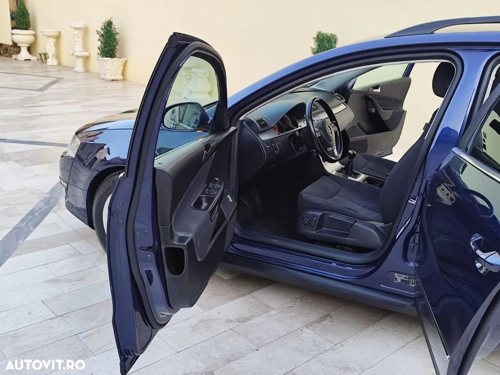 Volkswagen Passat - 5