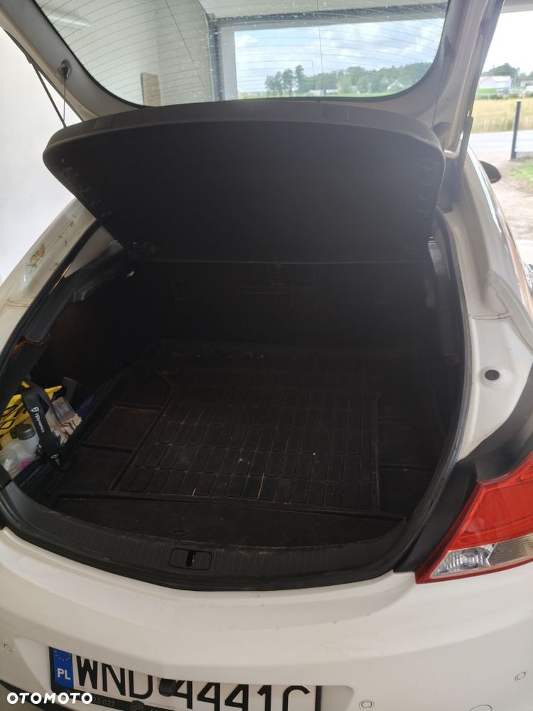 Opel Insignia - 8