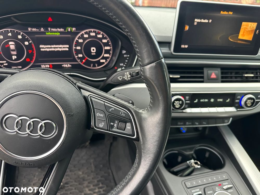 Audi A4 Limousine - 11